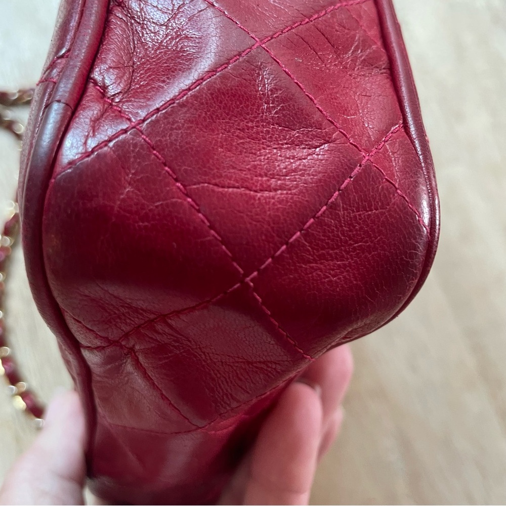 Chanel Red Quilted Leather Vintage Crossbody Handbag! 1986-1987. Good condition - Picture 11 of 16